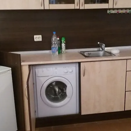 Irina Apartment *